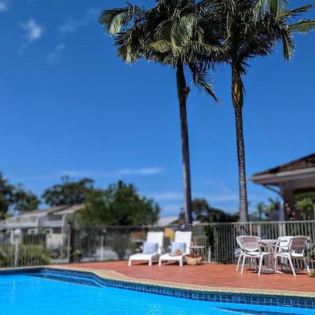 Island Palms Motor Inn Forster Eksteriør billede
