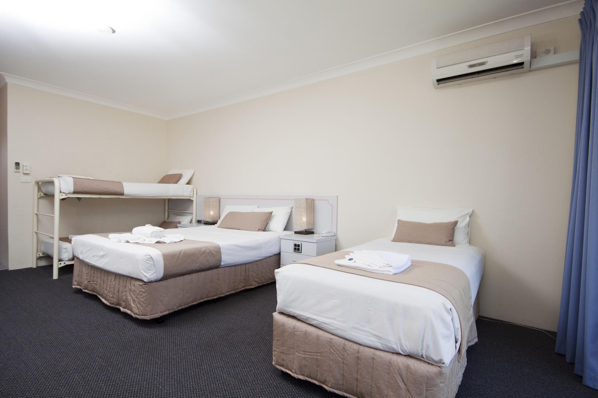 Island Palms Motor Inn Forster Eksteriør billede