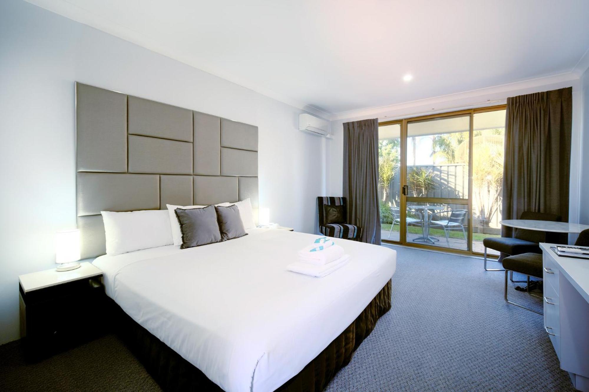 Island Palms Motor Inn Forster Eksteriør billede