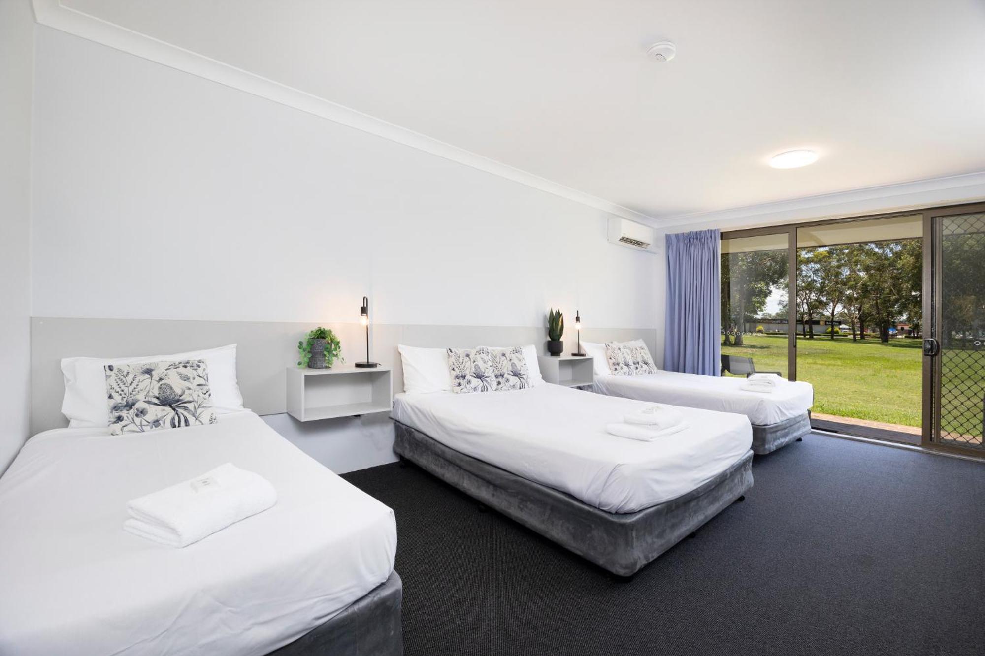 Island Palms Motor Inn Forster Eksteriør billede